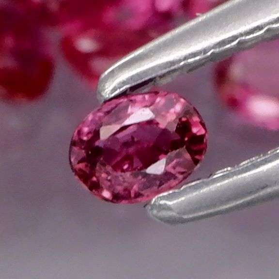 Collectors 3.21ct violet red Ruby set -Untreated!!!