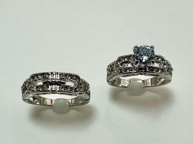 Dazzling 14 Kt Gold Plate 2 Band 1.5 Ct White Ice Blue Simulated Diamond Ring Set