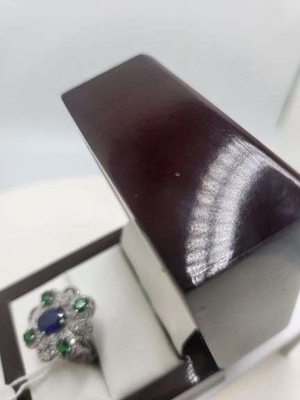 Extremely fine Victorian emerald, sapphire and diamonds ring on silver