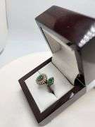 Extremely fine Victorian Emerald and diamonds ring