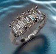 Sparkling 3.05 Ct Eye Cleajnj White Fire Mossanite Ring