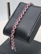 Extremely rare Oscare Friedman platinum 6.87 ctw GIA certfied 22 Burmese rubies and diamond bracelet