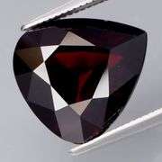 Midnight crimson 7.03ct Garnet from Madagascar!