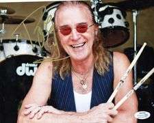 Roger Earl Autographed Signed 8x10 Foghat Drummer Photo ACOA