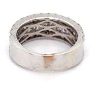 14kt White gold 2ctw baguette and round diamond band