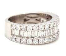 14kt White gold 2ctw baguette and round diamond band
