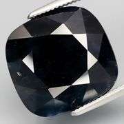 Simply incredible! 14.65ct midnight blue Sapphire -Heated only!