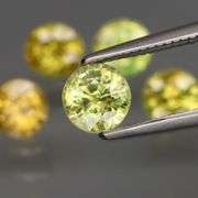 Untreated! Color shifting! 2.96ct Sphene set from Madagascar!