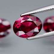 Outstanding color! 6.08ct real violet red Rhodolite Garnet set!!