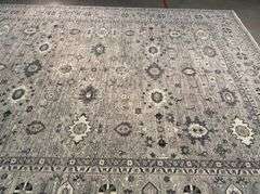 Magnificent Mahal design Rug 9x12'