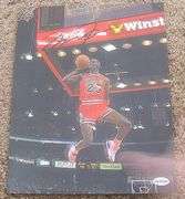 HAND SIGNED MICHAEL JORDAN 8X10 WITH COA