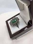 Extremely fine Victorian Emerald and diamonds ring