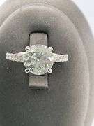 CERTIFIED 14K WHITE GOLD DIAMOND ENGAGEMENT RING. 2.75 CARATS