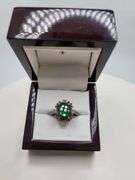 Extremely fine Victorian Emerald and diamonds ring