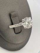 CERTIFIED 14K WHITE GOLD DIAMOND ENGAGEMENT RING. 2.75 CARATS