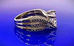 Ladies Large 4.5 Ct Sparkling White Simulated Lab Diamond Solitaire  Ring