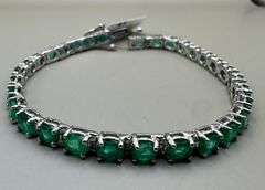 14K White Gold Oval Cut Emerald Tennis Bracelet