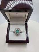Extremely fine Victorian Emerald and diamonds ring