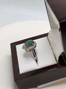 Extremely fine Victorian Emerald and diamonds ring