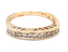 10kt Yellow gold Love diamond band