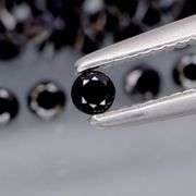 Diamond black! 2.28ct set of 2mm untreated Spinels!