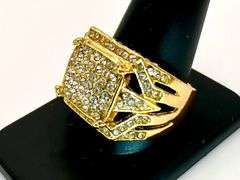 Men's 14 Kt  Yellow Gold Plate 7.75 Cttw. Lab Simulated Diamond Ring.
