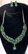 Set Of Fashion Jewelry Emerald Color Neck Lace & Earrings