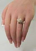 Glittering 18K Yellow Gold Diamond Cluster Ring