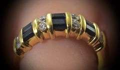 Sophisticated 18K Yellow Gold Sapphire & Diamond Ring