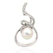 18K (750) White Gold Natural Diamond and White Pearl Pendant Necklace