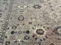 Magnificent Mahal design Rug 9x12'