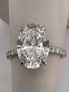 CERTIFIED BRAND NEW 14K WHITE GOLD DIAMOND ENGAGEMENT RING. 4.75 CARATS.