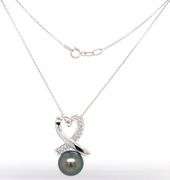 14kt White gold 10.5mm Peacock pearl and diamond pendant on chain