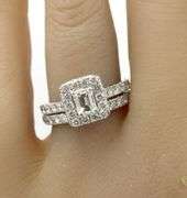 Neil Lane 0.52ct center diamond bridal set