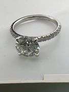 CERTIFIED BRAND NEW LADIES DIAMOND ENGAGEMENT RING. 14K WHITE GOLD 3.25 CATAR TOTAL