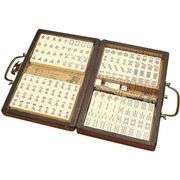 Traditional Chinese Mahjong Set