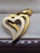 18k gold pendent, 2 heart.