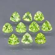 Glittering! Untreated 5.38ct 5x5mm trillion cut Peridot set!