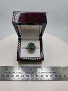 Extremely fine Victorian Emerald and diamonds ring