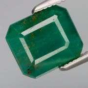 Incredible color! 2.25ct deep green natural Colombian Emerald!