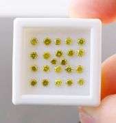 Glittering 1.20ct set of dandelion yellow Diamonds!