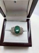 Extremely fine Victorian Emerald and diamonds ring