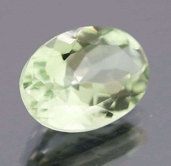 Glittering 5.33ct untreated platinum green Amethyst