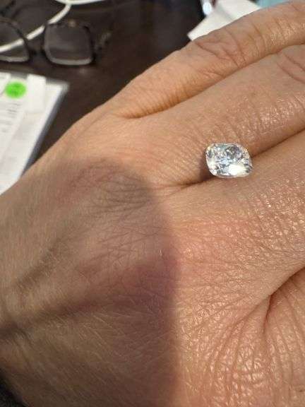 IGI Certified 2 Carat Lab Grown Diamond