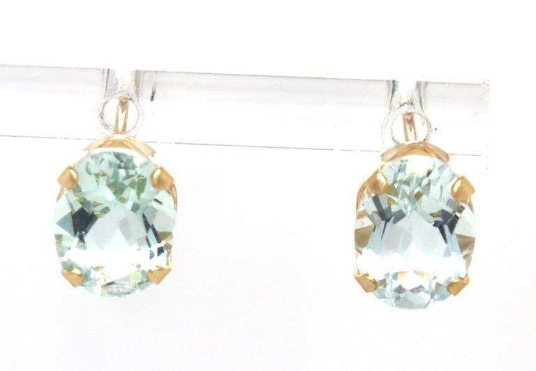 14kt Yellow gold 2ctw oval aquamarine stud earrings