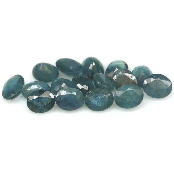 8.66ct gray blue Sapphire set from Madagascar