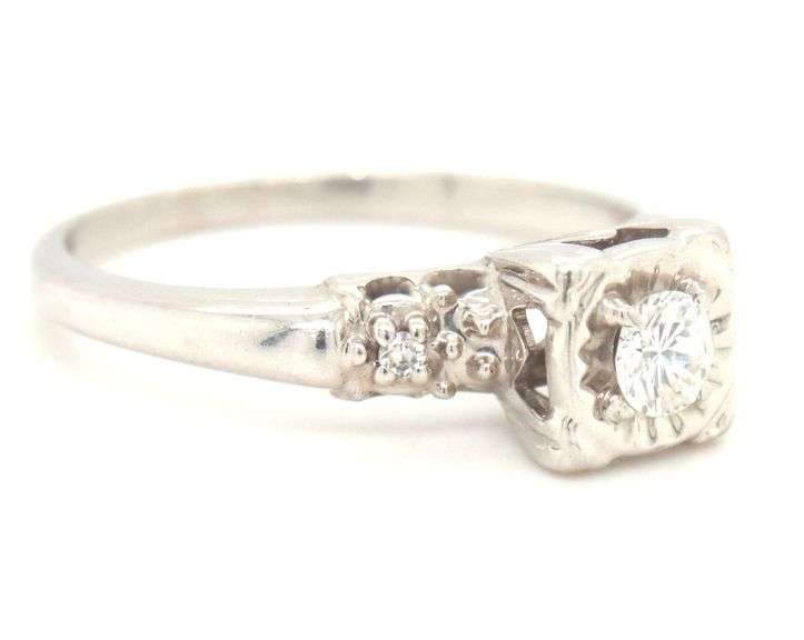14kt White gold RBC diamond ring