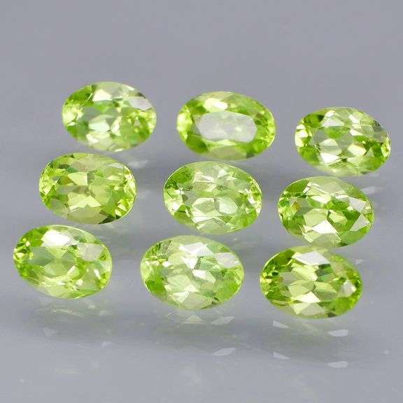 Dazzling 7.59ct untreated apple green Peridot set!