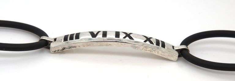 Tiffany & Co Atlas rubber bracelet