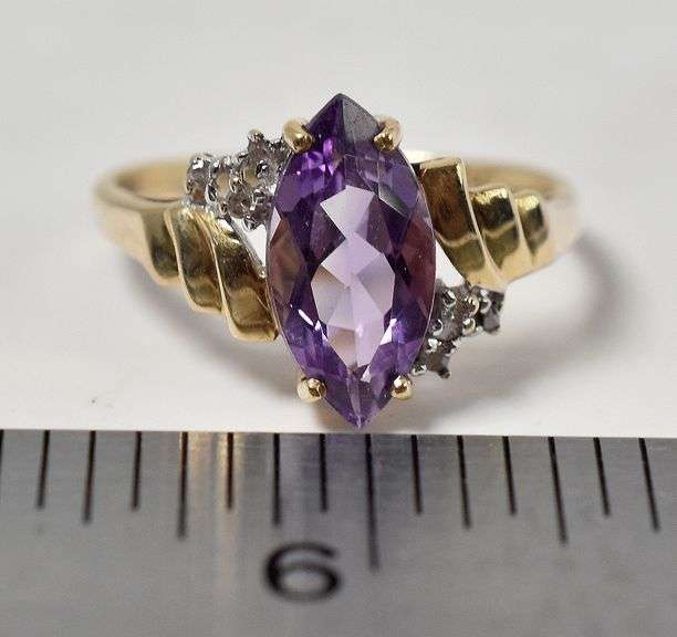 Admirable 10K Yellow Gold Amethyst Gemstone Ring with Diamond Accents
